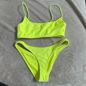 TRIANGL BIKINI